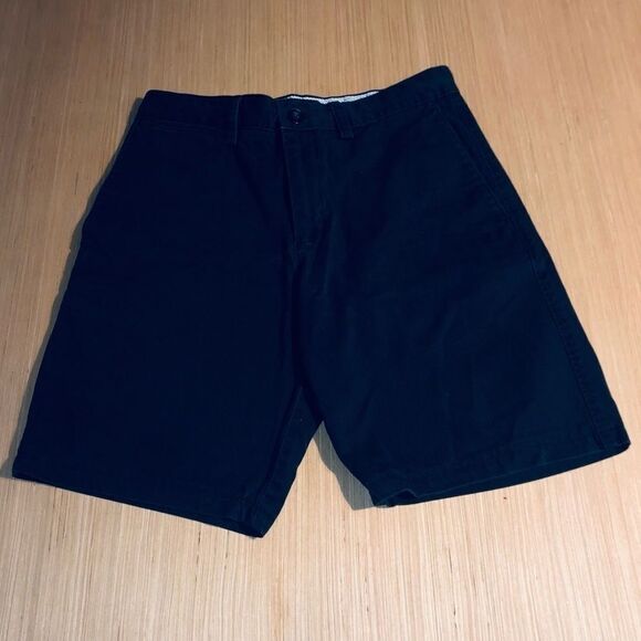 Men's Banana Republic Navy Blue Chino Shorts - Picture 2 of 6